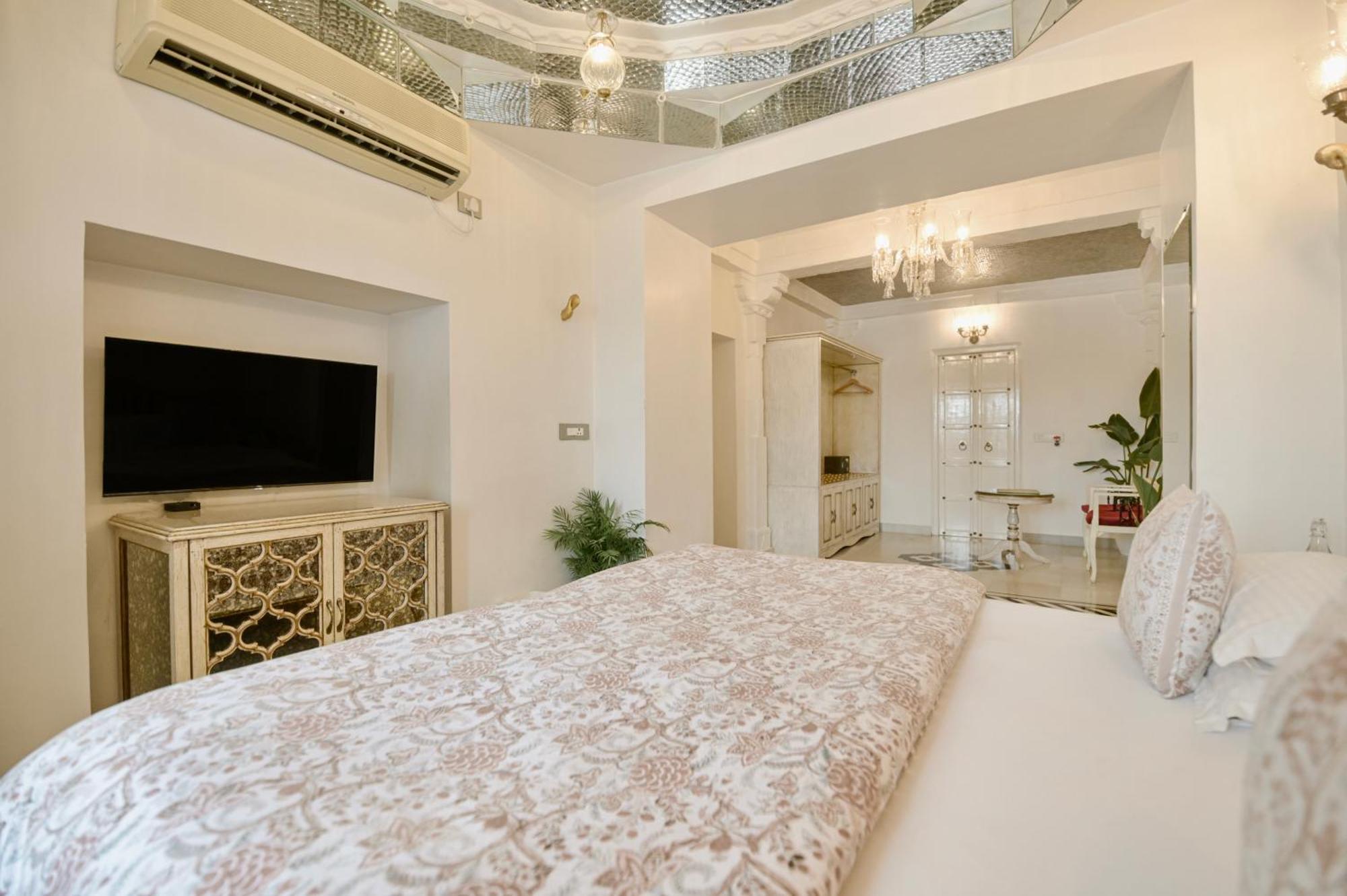 Jagat Niwas Palace Udaipur Ngoại thất bức ảnh